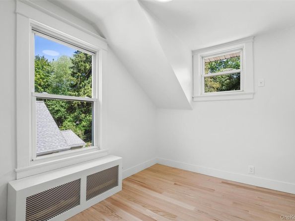 324 Tuxedo Place, Hawthorne NY 10532