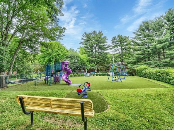 29 Fieldstone Drive G4, Hartsdale NY 10530