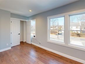 6 Lafayette Drive, Shirley NY 11967