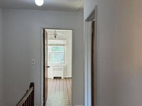 1124 E 213th Street, Bronx NY 10469