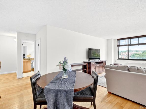 2287 Johnson Avenue 10B, Bronx NY 10463