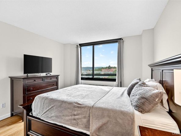 2287 Johnson Avenue 10B, Bronx NY 10463