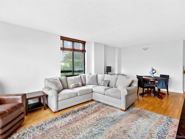 2287 Johnson Avenue 10B, Bronx NY 10463