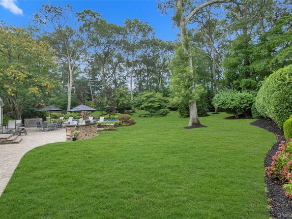 87 Teed Street, South Huntington NY 11746