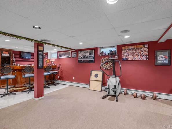 87 Teed Street, South Huntington NY 11746