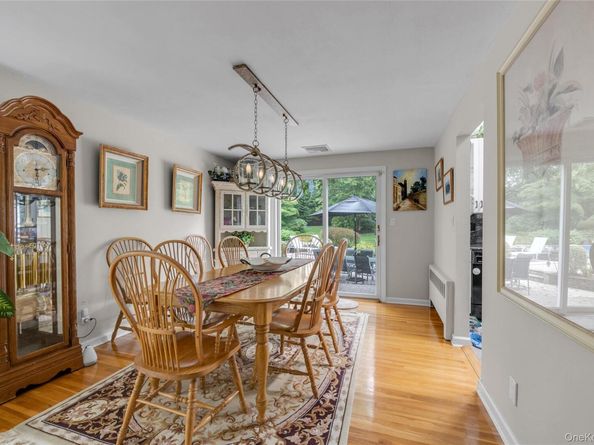 87 Teed Street, South Huntington NY 11746