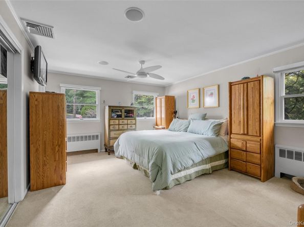 87 Teed Street, South Huntington NY 11746