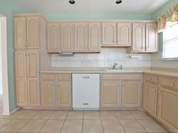 11 Ethan Circle, Middle Island NY 11953