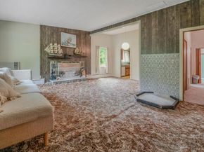 30 Center Drive, Riverhead NY 11901