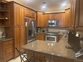 423 Florencia Place, Melville NY 11747