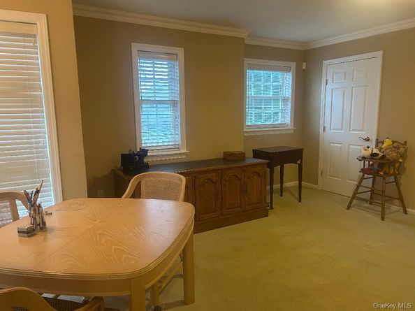 423 Florencia Place, Melville NY 11747