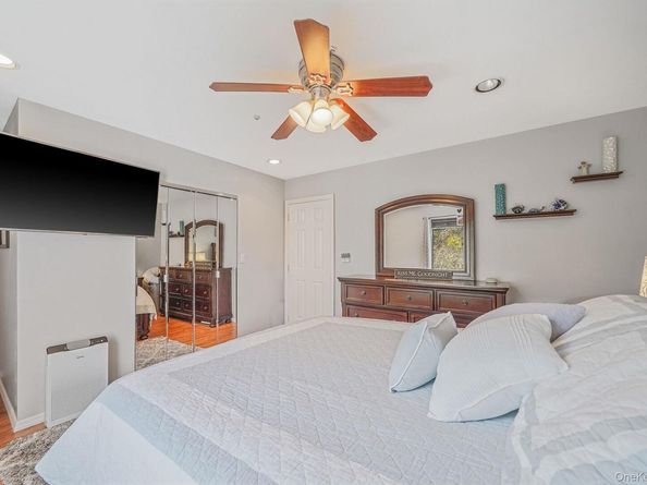 3538 Gibbs Road, Coram NY 11727
