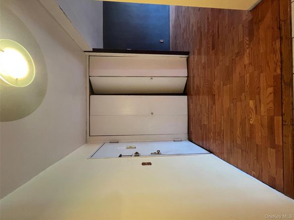 89-15 Parsons Boulevard 7D, Jamaica NY 11432