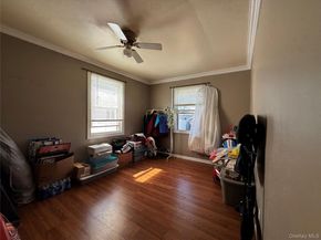 16 Beach Avenue, Copiague NY 11726