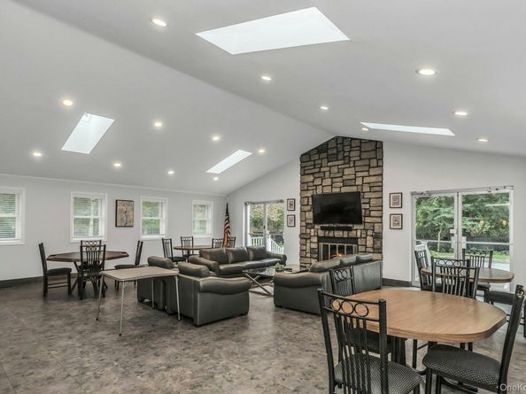 159 Alicia Drive, North Babylon NY 11703