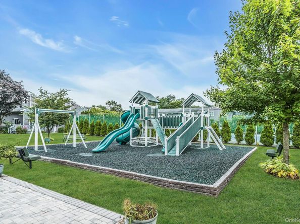 159 Alicia Drive, North Babylon NY 11703