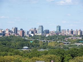66-36 Yellowstone Boulevard 17H, Forest Hills NY 11375