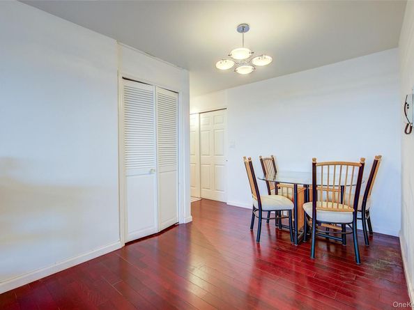 66-36 Yellowstone Boulevard 17H, Forest Hills NY 11375