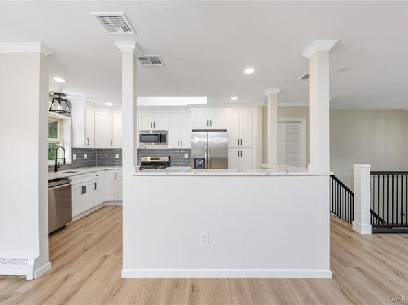 101 Crestwood Drive, Shirley NY 11967