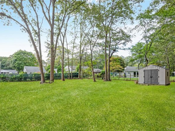101 Crestwood Drive, Shirley NY 11967