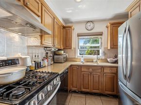 9 Rugby Road, Massapequa NY 11758