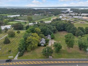 653 Main Road, Aquebogue NY 11931