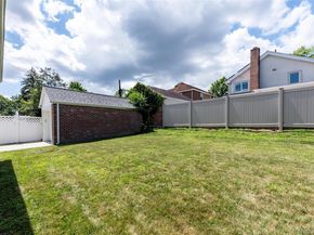 7548 195th Street, Fresh Meadows NY 11366