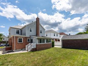 7548 195th Street, Fresh Meadows NY 11366