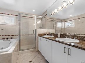 32 Middle Lane, Jericho NY 11753