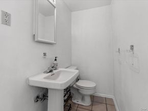 32 Middle Lane, Jericho NY 11753