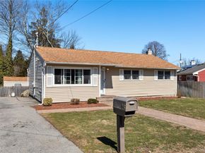 18 Wexford Street, Huntington NY 11743