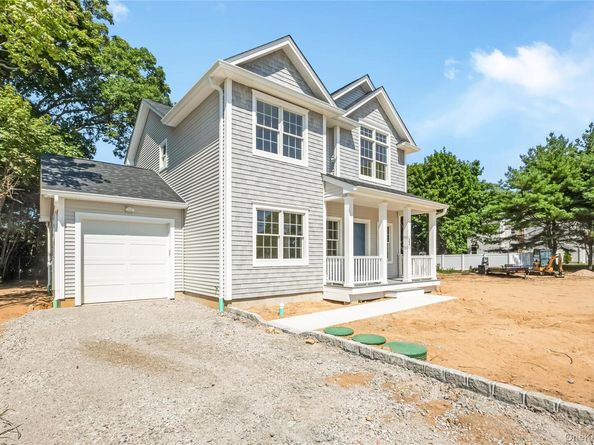 510 Bayport Avenue, Bayport NY 11705