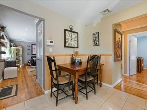 10 Darnley Place, Huntington Station NY 11746