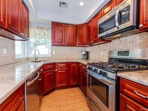 101 California Street, Long Beach NY 11561