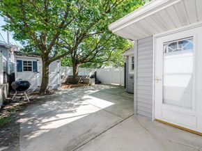 101 California Street, Long Beach NY 11561