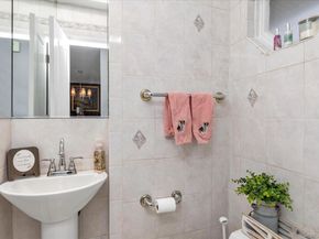 6 Cedar Drive E, Plainview NY 11803