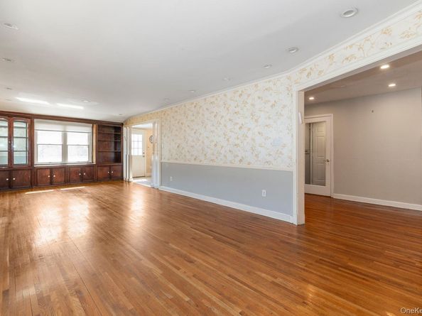 607 Lanett Avenue, Far Rockaway NY 11691