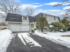 22 Meyer Lane, Medford NY 11763
