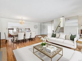 33 Fairlawn Lane, Centereach NY 11720