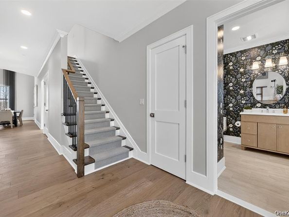 1834 Soundview Court, Yorktown Heights NY 10598