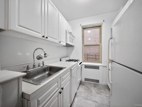 2190 Boston Road 4E, Bronx NY 10462