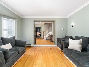 4 Rowe Street, Coram NY 11727