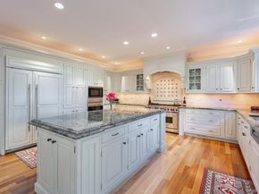 147 Eaton Lane, West Islip NY 11795