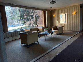 22424 Union Turnpike 4A, Oakland Gardens NY 11364