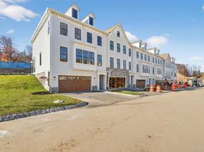 1829 Soundview Court, Yorktown Heights NY 10598
