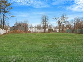 1730 Heckscher Avenue, Bay Shore NY 11706