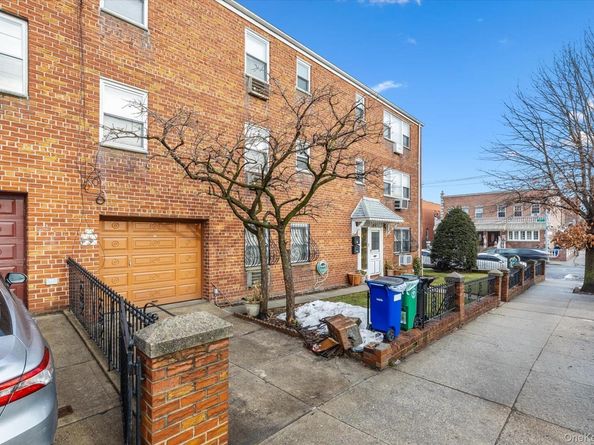 2504 42nd Street, Astoria NY 11103