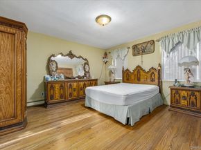 2504 42nd Street, Astoria NY 11103