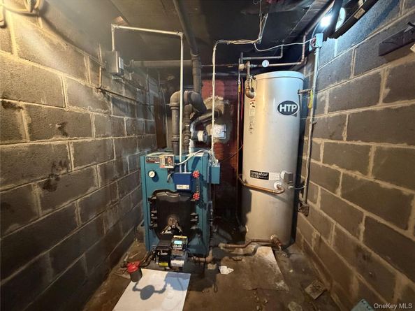 1271 Hobart Avenue, Bronx NY 10461