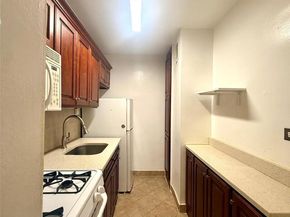 84-09 155th Avenue 2H, Howard Beach NY 11414